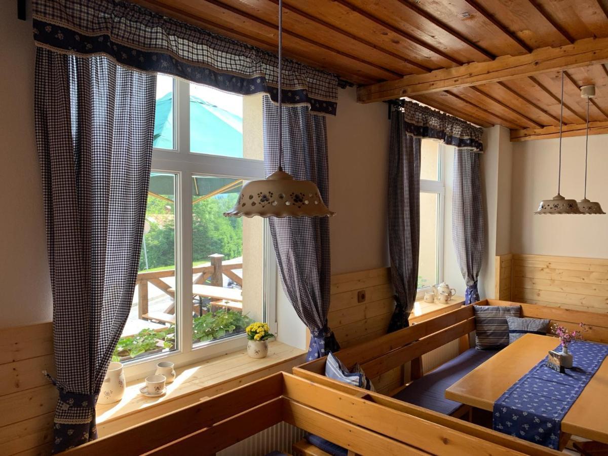 Penzion A Restaurace Vyhlidka Železná Ruda المظهر الخارجي الصورة