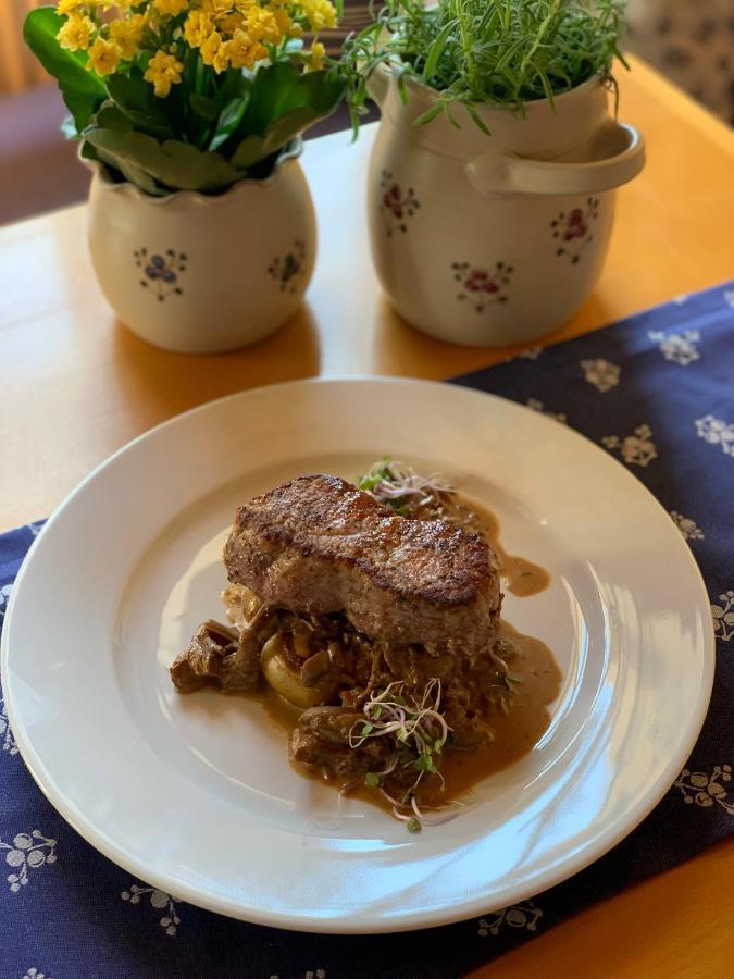 Penzion A Restaurace Vyhlidka Železná Ruda المظهر الخارجي الصورة