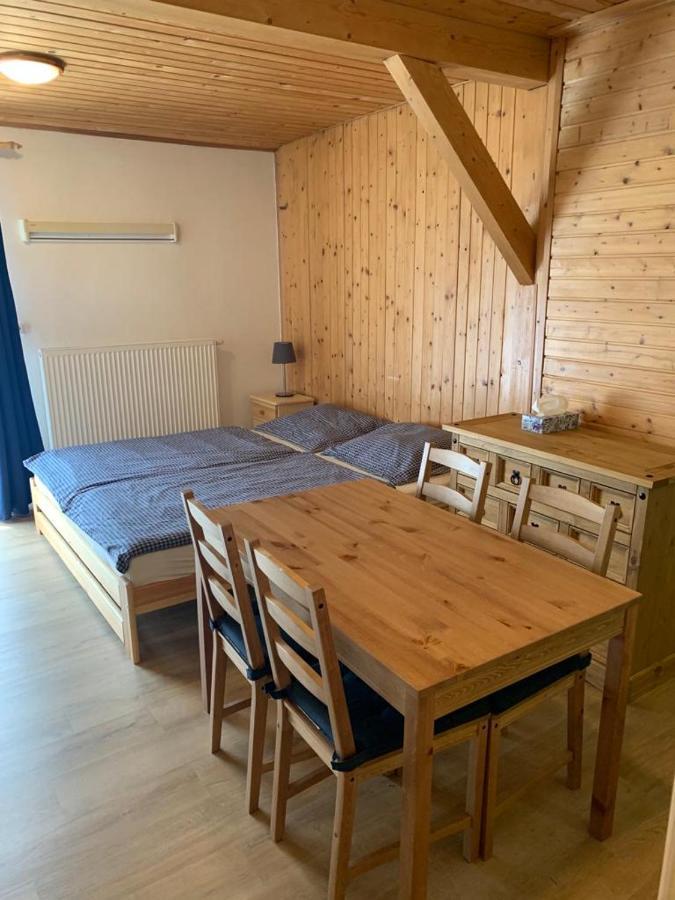 Penzion A Restaurace Vyhlidka Železná Ruda المظهر الخارجي الصورة